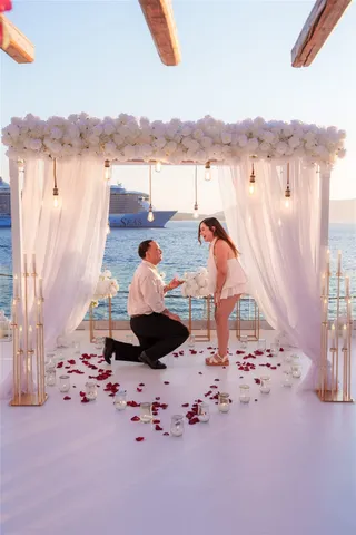 Santorini proposal cruise ship kneeling