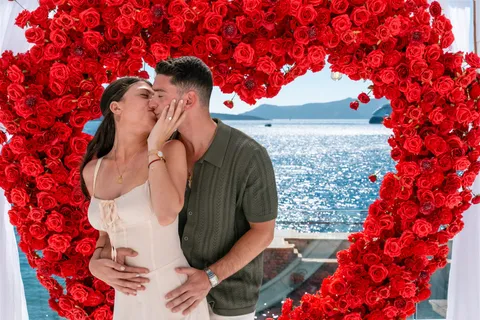 Santorini proposal kiss rose heart
